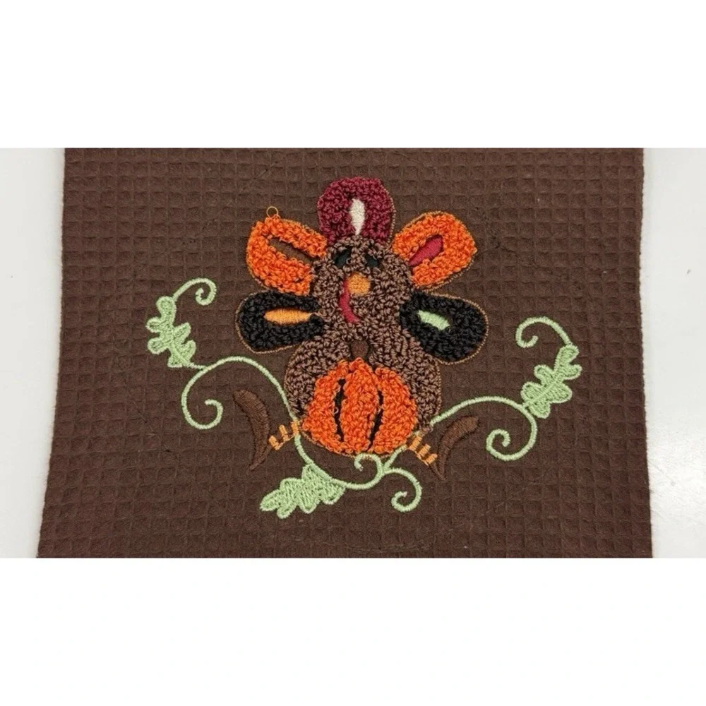 Kitchen Towels Orange & Brown - Crewel Embroidery of Pumpkins &Turkey Lot of 2